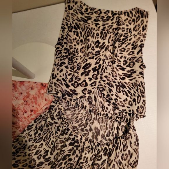 H & M 🌸NWT🌸 Leopard Print Maxi Dress  Open BACK Size 8 - Picture 9 of 12